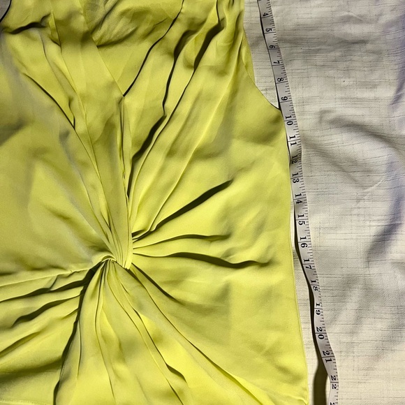 3 x $50 Cinq a Sept Abby V-Neck Twist Front Top Tulip size S - Picture 4 of 6